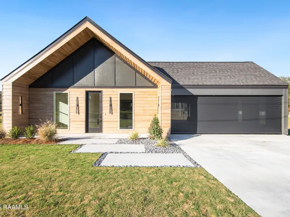 100 La Rue Malaga, Broussard, LA 70518