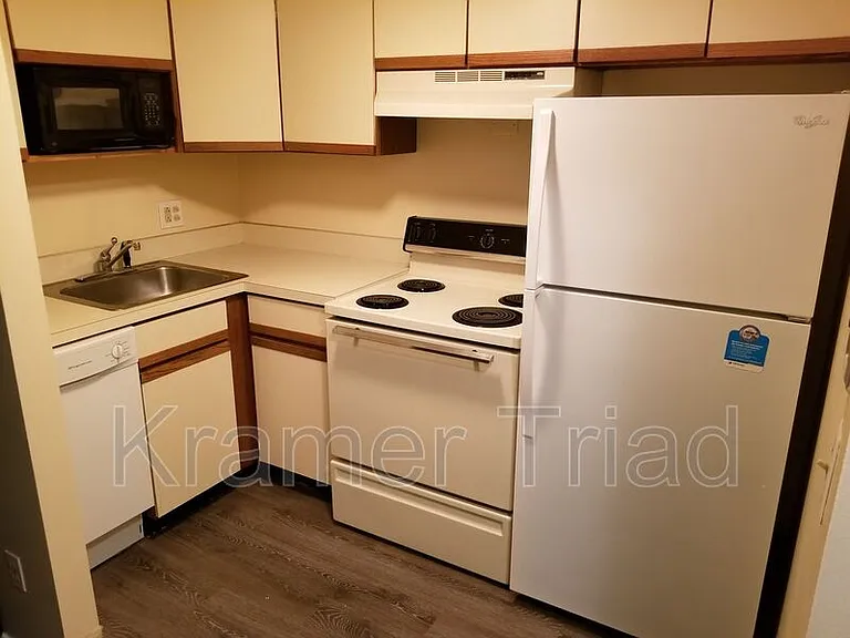 555 E William St #6G — Photo 5