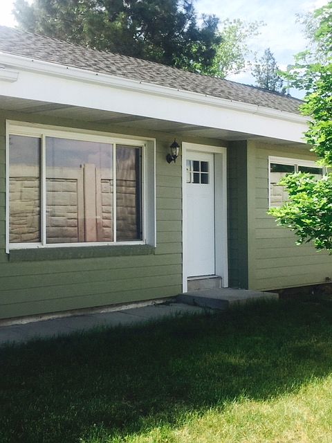 1st image of 710 E Tulip Dr