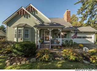 5 Broadwood Ln, Whitesboro, NY 13492