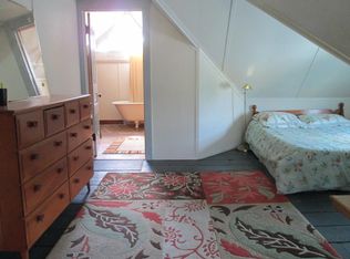 109 S Johnson St, Iowa City, IA 52240