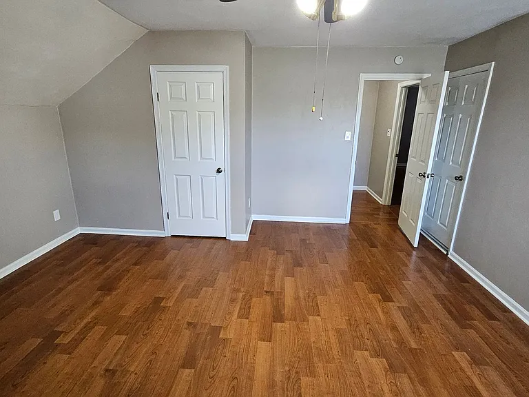 1605 Sinking Creek Dr — Photo 20