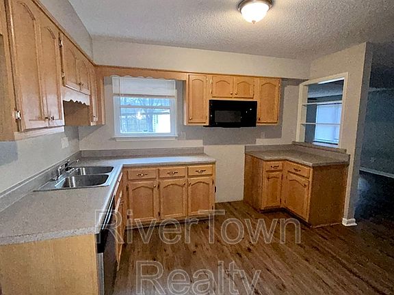 2nd image of 1362 Brandywine Dr
