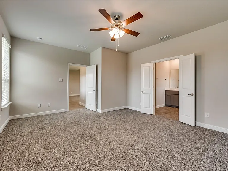 2441 Bellatrix Dr — Photo 8