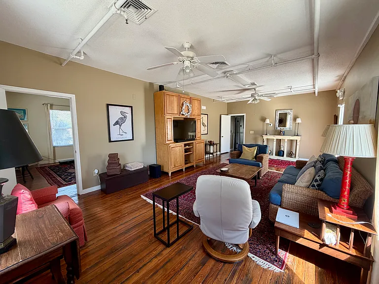 95 Factory Creek Ct #B — Photo 8