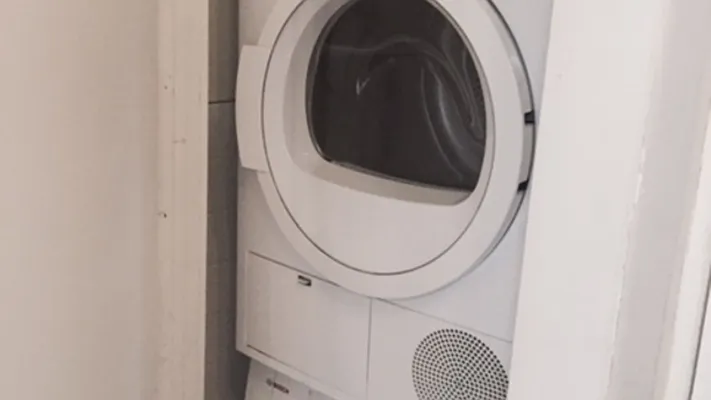 Rented by Nooklyn NYC LLC | media 9