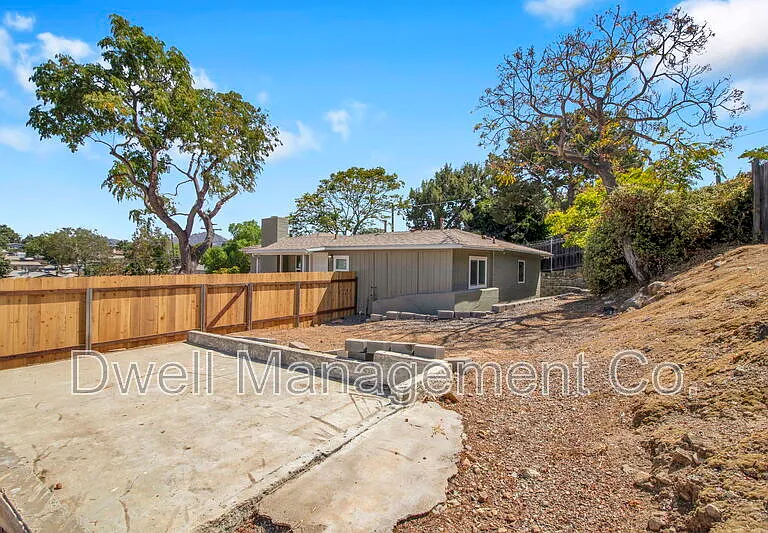 9105 Rosedale Dr — Photo 22