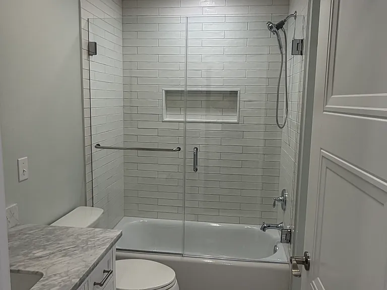 Guest bathroom.