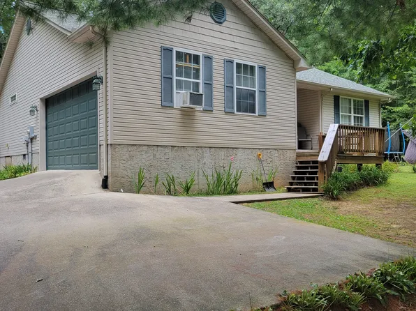 6259 Osage Rd, Crossville, TN 38572