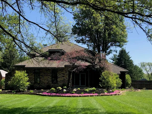 3212 Oakwood Way, Marion, IN 46952