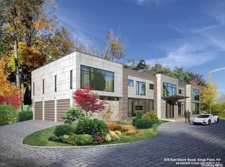 478 E Shore Rd, Great Neck, NY 11024