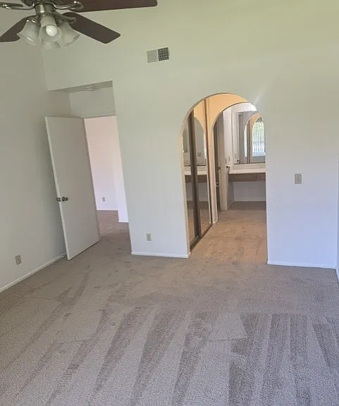 28512 Borgona — Photo 9