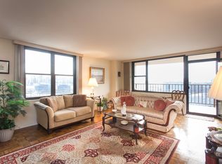 380 Mountain Rd APT 212, Union City, NJ 07087