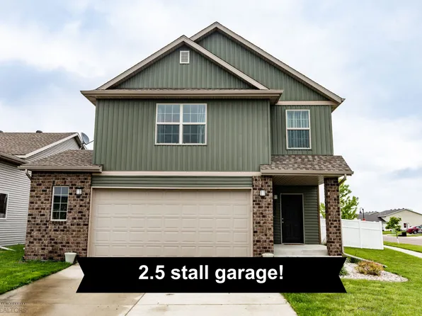 4896 54th St S, Fargo, ND 58104