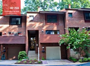 11518 Sunder Ct, Reston, VA 20190