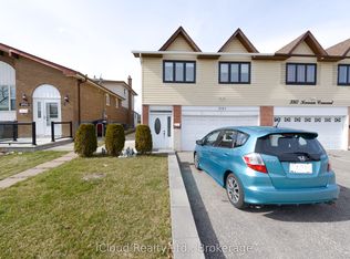 3765 Keenan Cres #2, Mississauga, ON L4T 3M1