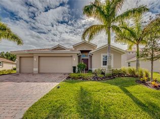 3250 Banyon Hollow Loop, North Fort Myers, FL 33903