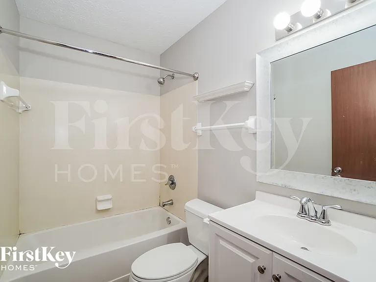 4033 Erin Ln — Photo 14