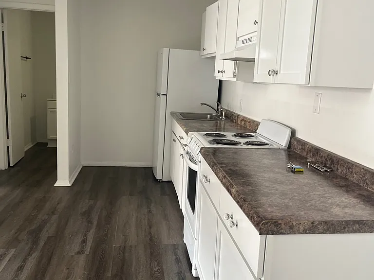 499 Ivy Ln #15 — Photo 5
