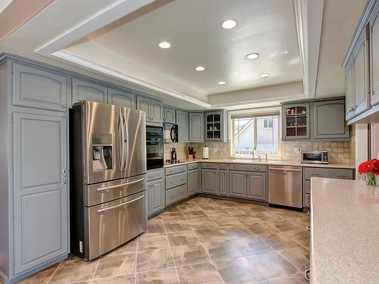 8402 Acorn Dr — Photo 7