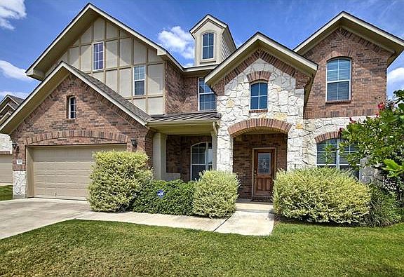 3rd image of 1015 Preserve Pl