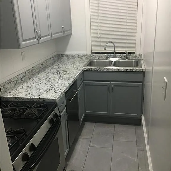 152 Webster St #1 — Photo 5