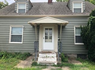 1619 Laramie St, Manhattan, KS 66502