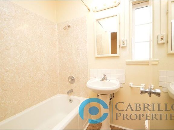 5th image of 3523 Columbia St
