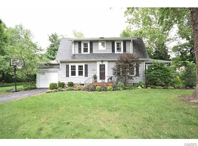 424 Park Rd photo 1