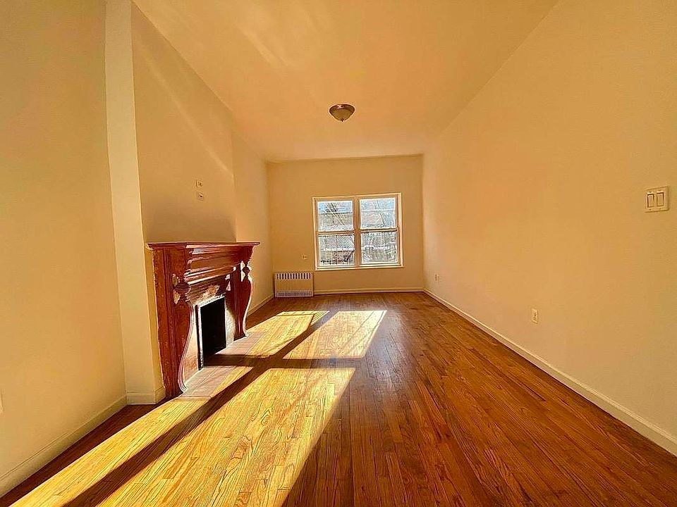 1st image of 254 W 73rd St #8A