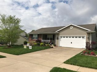711 Nodaway Dr, Center Point, IA 52213