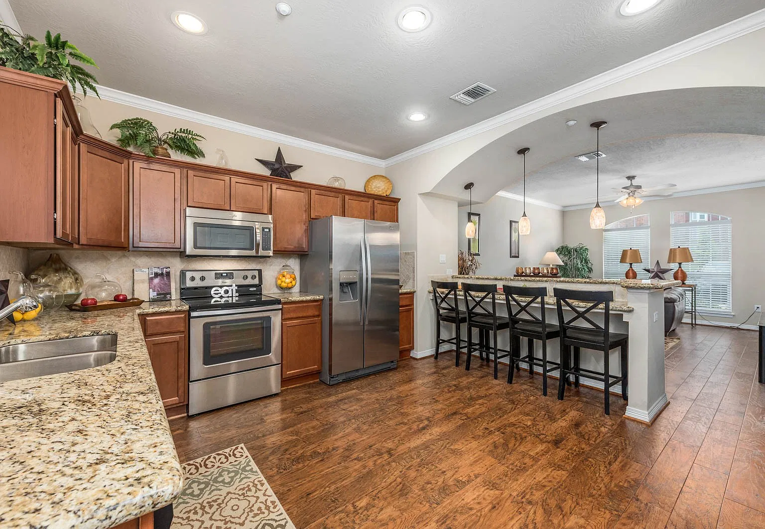 2 bed, 2.5 bath, 996 sqft, $1,500 — Photo 3