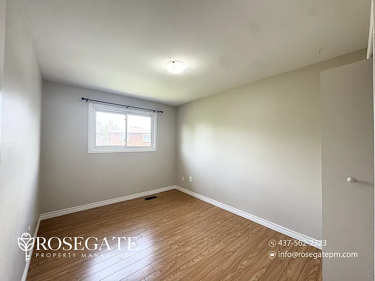 11 Roseville Dr #1 — Photo 17