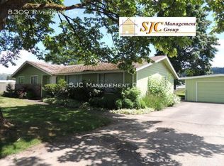 8309 Riverside Dr E, Sumner, WA 98390