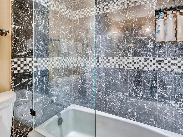24326 Toledo Ln — Photo 22