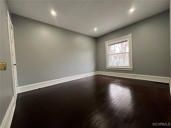 3rd image of 2623 3rd Ave