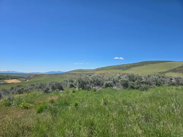 8400 N Treasureton City E, Preston, ID 83263
