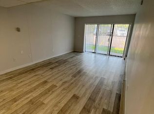 26 High St #5E, Rensselaer, NY 12144