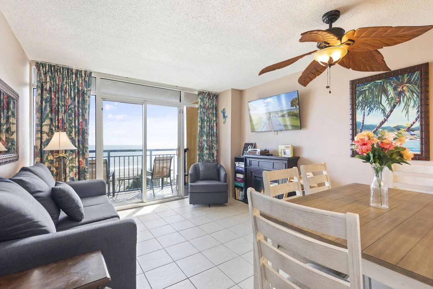 2 bed, 2.0 bath, 990 sqft, $4,530 — Photo 1