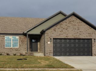 1120 Mission Dr, Richmond, KY 40475
