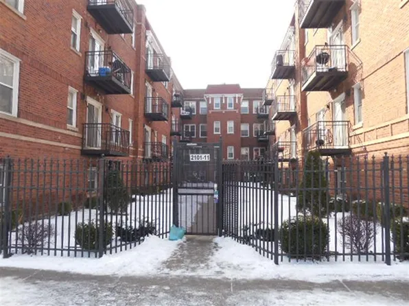 2105 E 67th St APT 109, Chicago, IL 60649