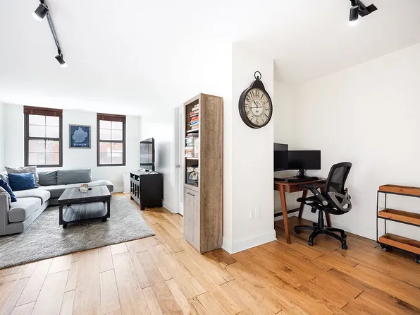 222 West 14th Street 3N image 1 of 6