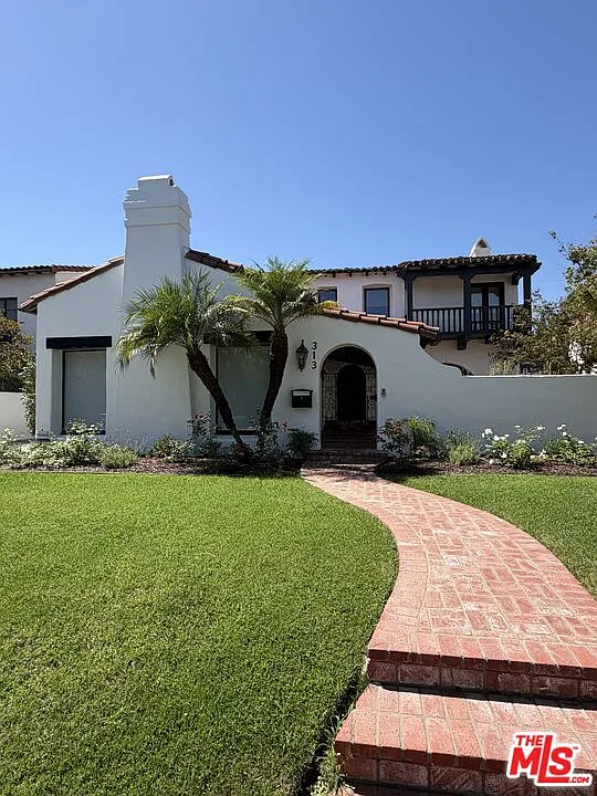 4 bed, 4.0 bath, 2895 sqft, $19,500 — Photo 1