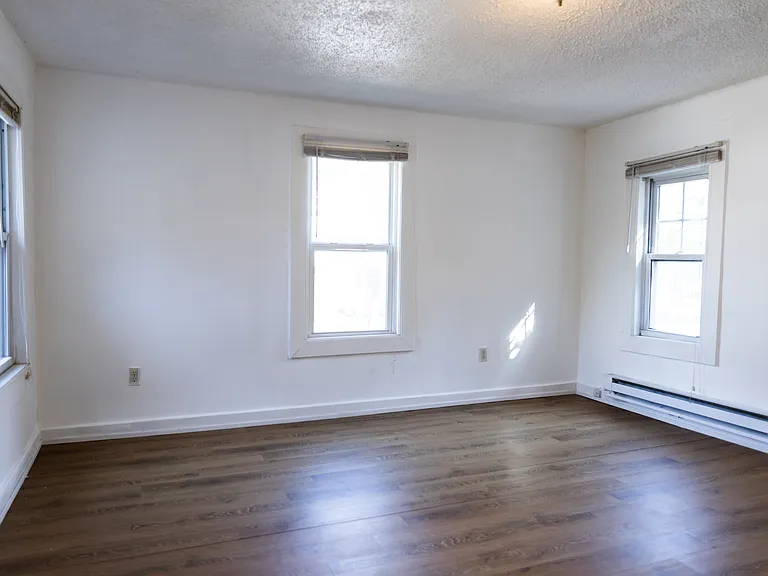1825 Jackson St NE #1 — Photo 11