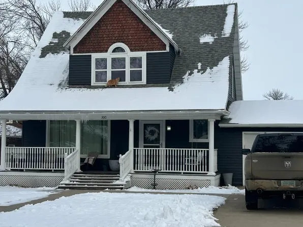 300 1st Ave W, Velva, ND 58790