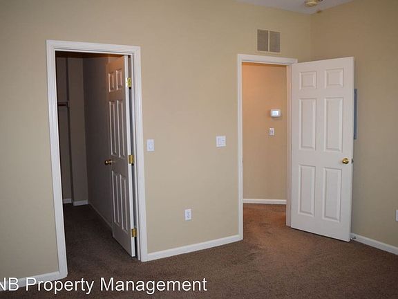 4th image of 1320 Incline Dr Unit 1
