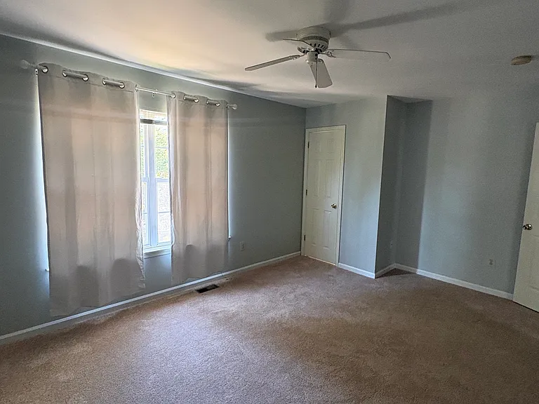 3913 Captain Molly Cir — Photo 10