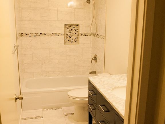5th image of 49 Showers Dr APT N371
