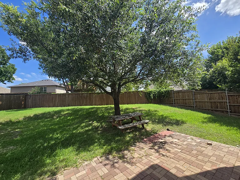9201 Popes Creek Ct — Photo 10