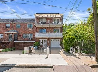 7604 57th Rd, Middle Village, NY 11379